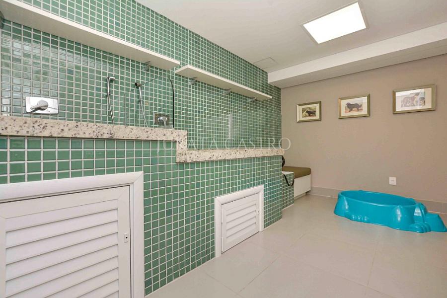 Apto 3 D, 1 Su�te, Elevador e vaga de garagem. 27