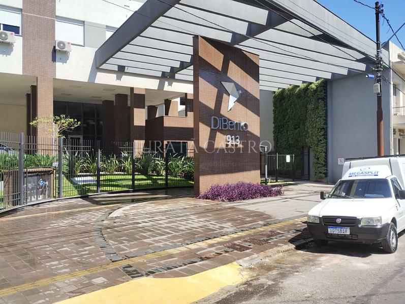 Apto 3 D, 1 Su�te, Elevador e vaga de garagem. 29
