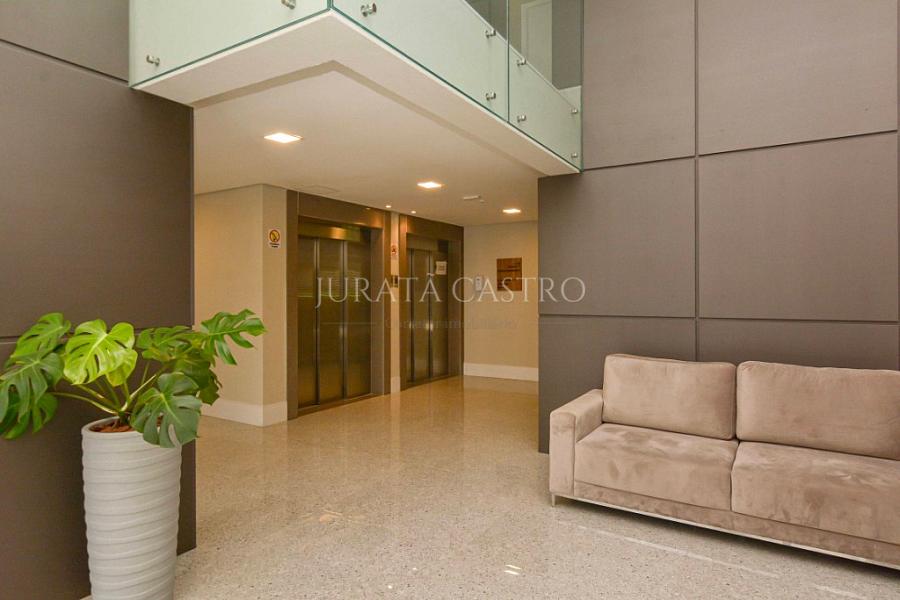 Apto 3 D, 1 Su�te, Elevador e vaga de garagem. 39
