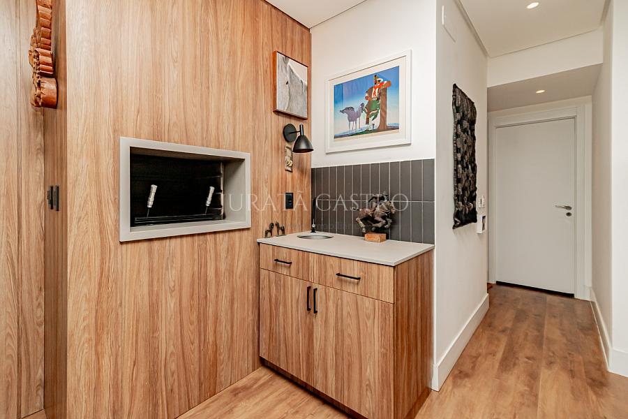 Apto 3 D, 3 Su�tes, Elevador e  3 vagas de garagem. 12