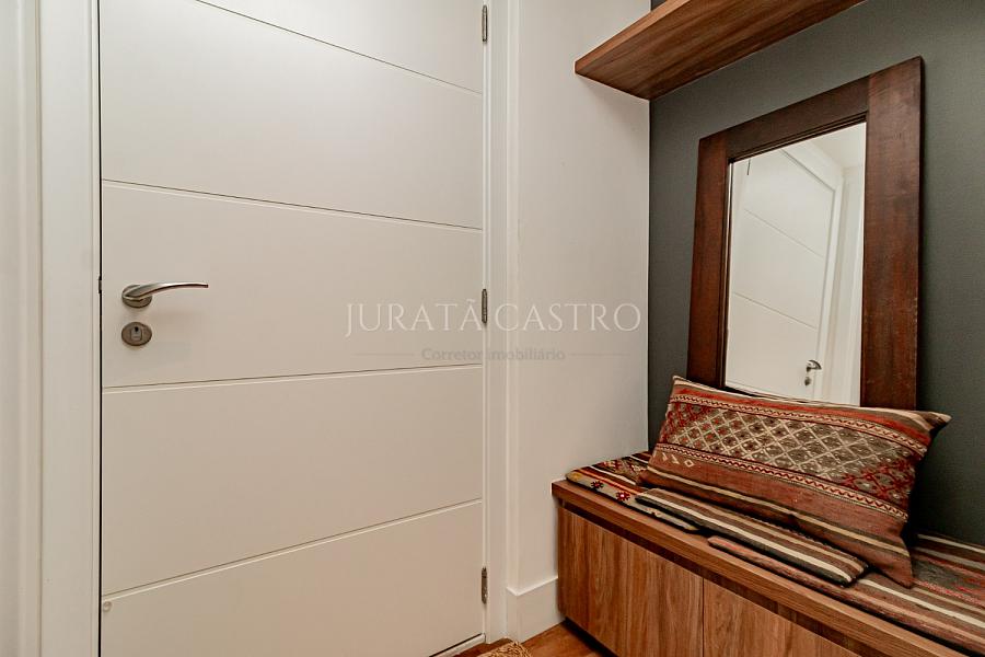 Apto 3 D, 3 Su�tes, Elevador e  3 vagas de garagem. 18