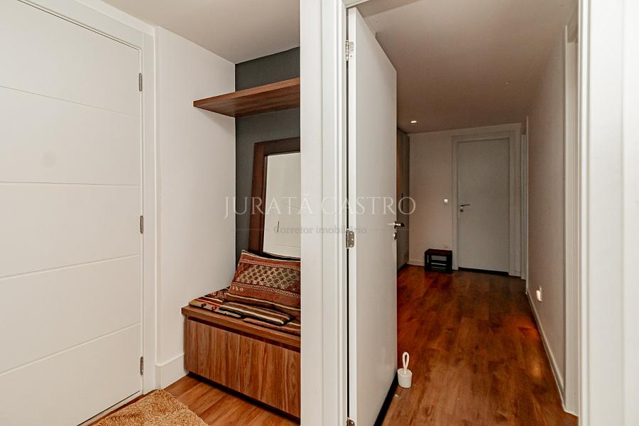 Apto 3 D, 3 Su�tes, Elevador e  3 vagas de garagem. 19