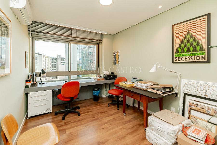 Apto 3 D, 3 Su�tes, Elevador e  3 vagas de garagem. 23