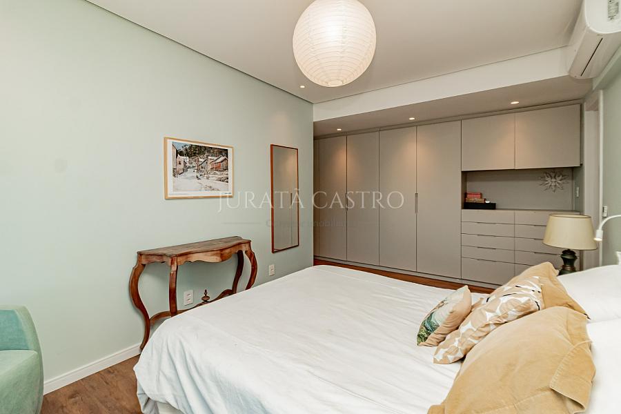 Apto 3 D, 3 Su�tes, Elevador e  3 vagas de garagem. 43
