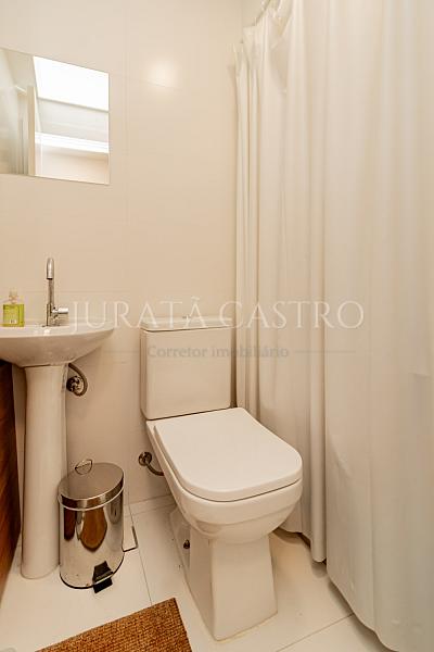 Apto 3 D, 3 Su�tes, Elevador e  3 vagas de garagem. 51