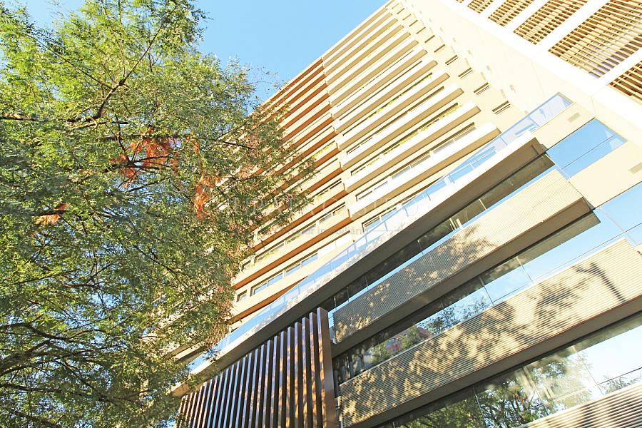 Apto 3 D, 3 Su�tes, Elevador e  3 vagas de garagem. 53