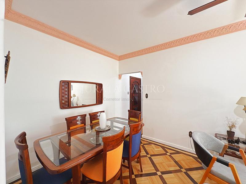 Apto 3 D, 1 su�te, t�rreo, sem vaga de garagem e com �tio. 22