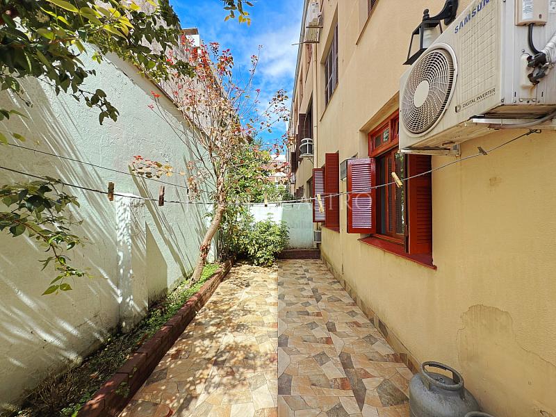 Apto 3 D, 1 su�te, t�rreo, sem vaga de garagem e com �tio. 34