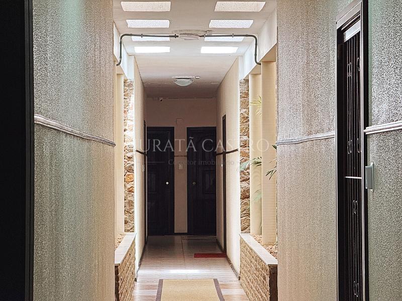 Apto 3 D, 1 su�te, t�rreo, sem vaga de garagem e com �tio. 37