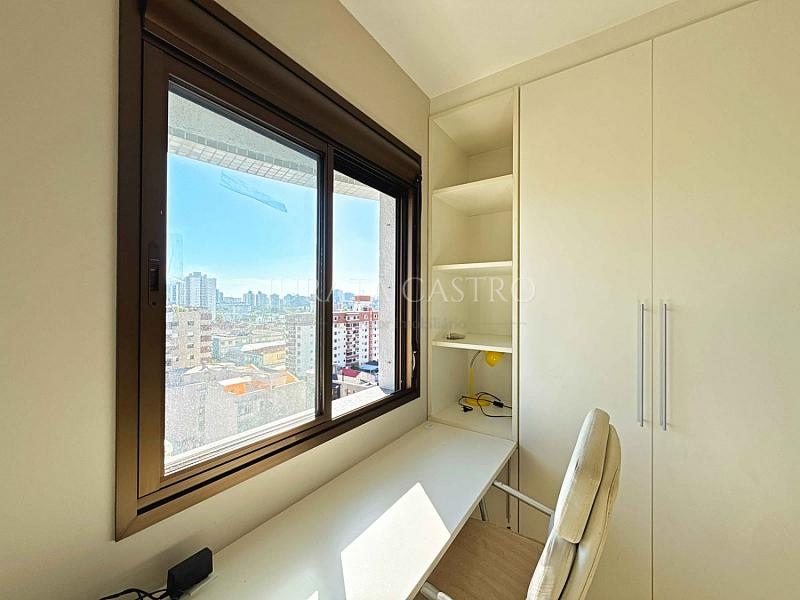 Apto 3 D, 1 Su�te, Elevador e vaga de garagem. 21
