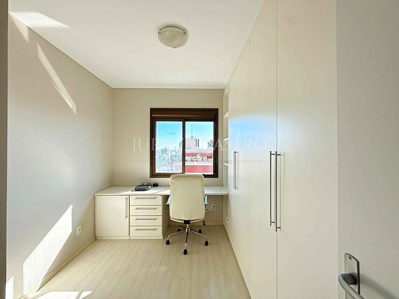 Apto 3 D, 1 Su�te, Elevador e vaga de garagem. 23