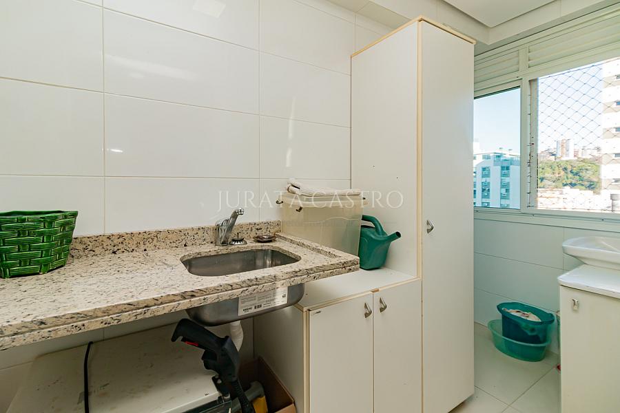 Apto 3 D, 1 Su�te, Elevador e vaga de garagem. 22