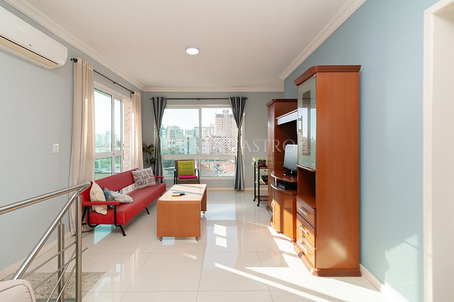 Apto 3 D, 1 Su�te, Elevador e vaga de garagem. 30