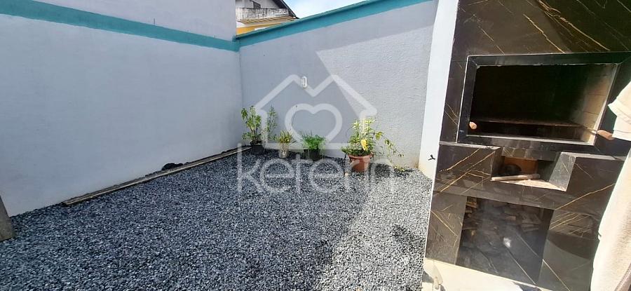 CASA RESIDENCIAL em S�o Francisco do Sul - SC, SANDRA REGINA 4