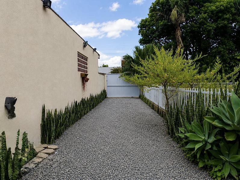 CASA RESIDENCIAL em S�o Francisco do Sul - SC, Ubatuba 4