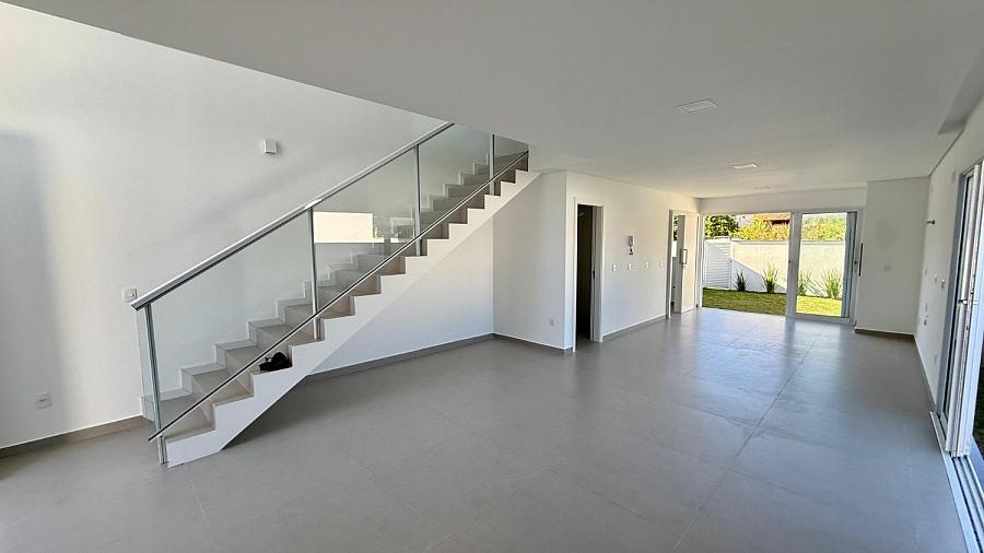 CASA RESIDENCIAL em S�o Francisco do Sul - SC, Ubatuba 12