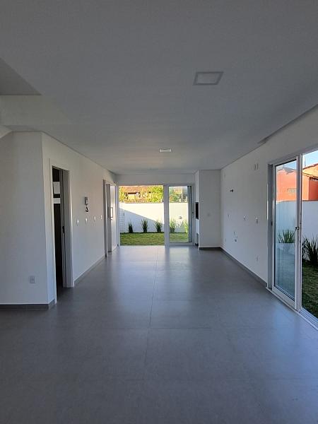 CASA RESIDENCIAL em S�o Francisco do Sul - SC, Ubatuba 17