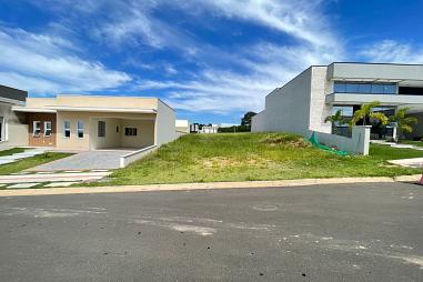 Terreno a Venda condominio London Park