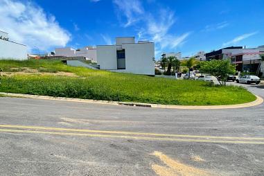 Terreno a Venda condominio London Park