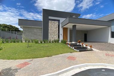 Linda Casa Terrea a Venda Condominio Villagio Americana