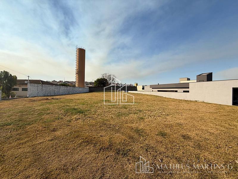 EXCELENTE TERRENO A VENDA COM METRAGEM EXCLUSIVA DE 644M2° — foto 3