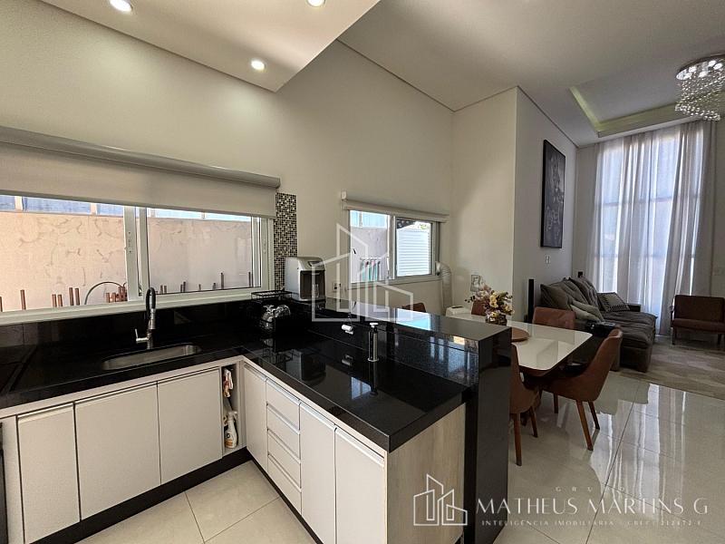 Belíssima casa com moveis planejados a venda  no Condomínio Guarujá📍 — foto 8