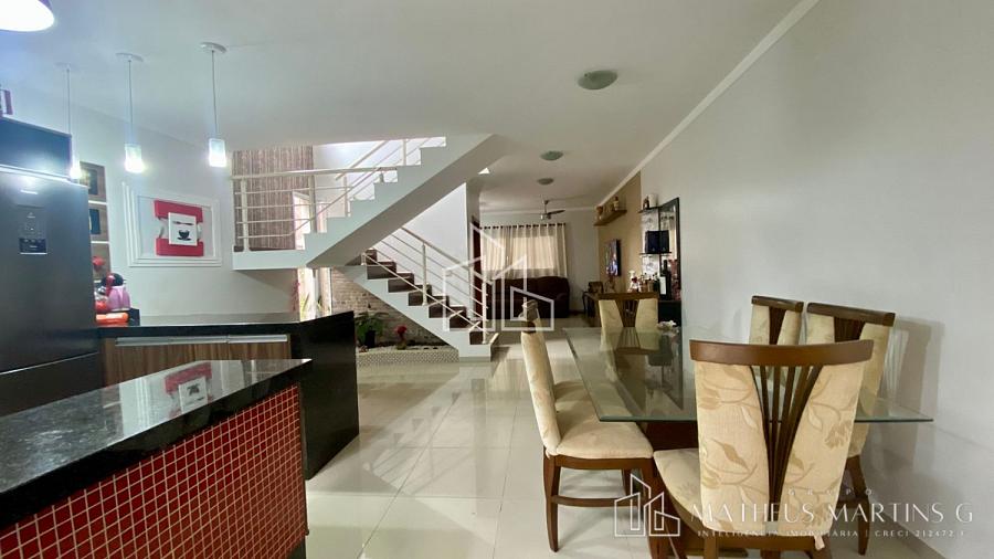 "O sobrado dos seus sonhos, no bairro que você merece" — foto 2