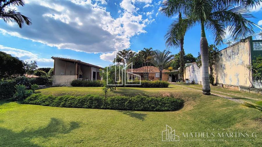 "Charmosa casa de campo em condomínio exclusivo" — foto 3