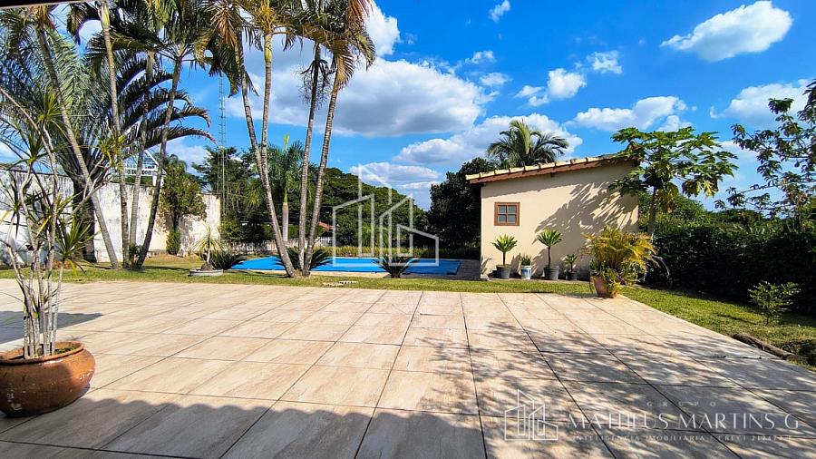 "Charmosa casa de campo em condomínio exclusivo" — foto 2