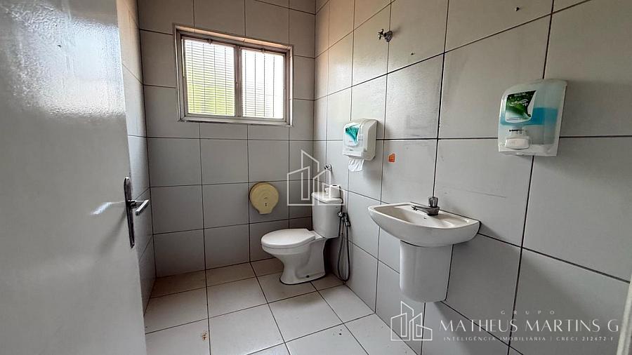 Prédio comercial no centro da cidade! — foto 15