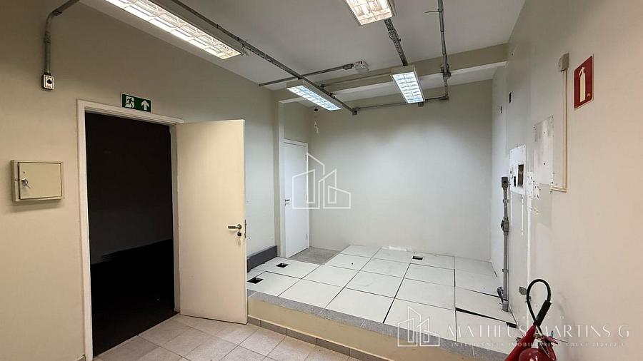 Prédio comercial no centro da cidade! — foto 26