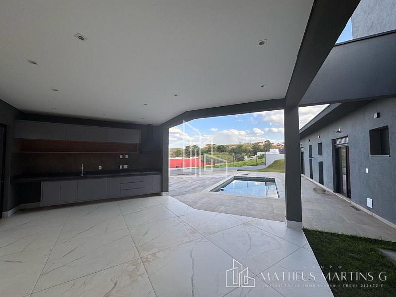 Linda Casa térrea com amplos ambientes integrados! — foto 3