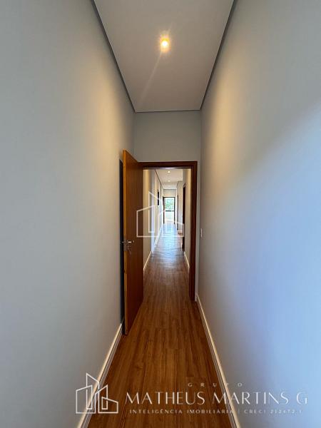 Linda Casa térrea com amplos ambientes integrados! — foto 22