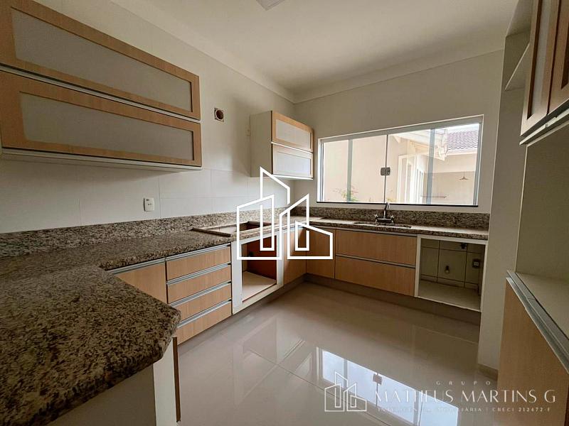 Linda Casa a 500m do parque ecológico! — foto 6