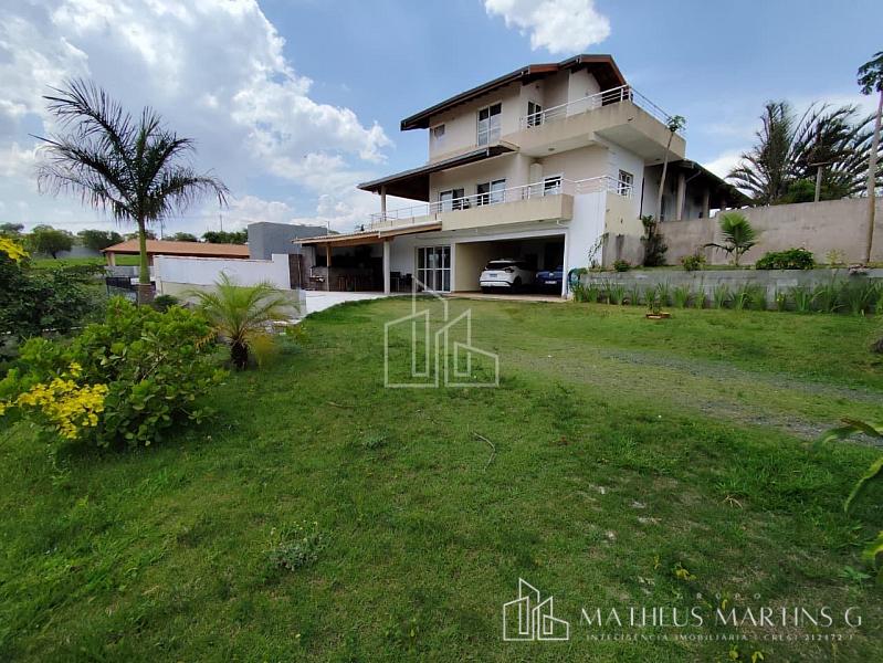 Uma casa que une a força da modernidade e o refinamento do rústico, trazendo a leveza do interior e a segurança que sua família precisa! — foto 2