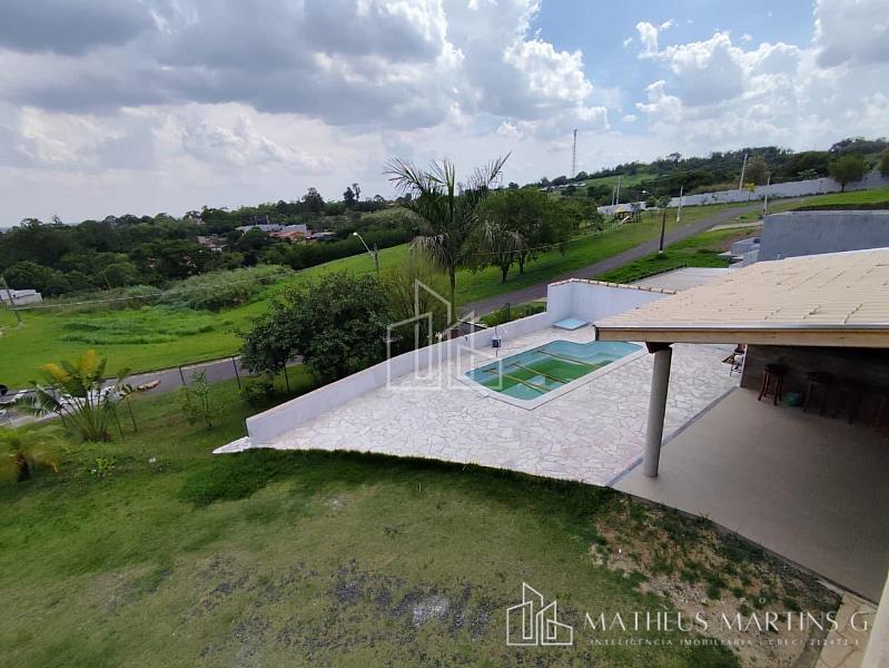 Uma casa que une a força da modernidade e o refinamento do rústico, trazendo a leveza do interior e a segurança que sua família precisa! — foto 4