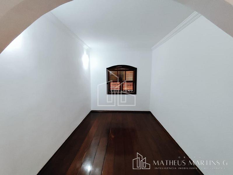 ✨ Casa em bairro tranquilo e a 4 minutos do centro para quem preza por praticidade e comodidade ‼️ — foto 7