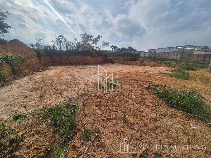 🌳 Terreno à Venda – Jardim Celani — foto 4