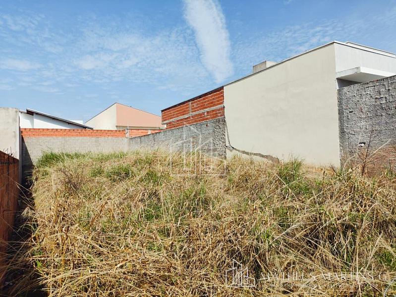 Excelente terreno a venda no Bairro Vila Martins — foto 2