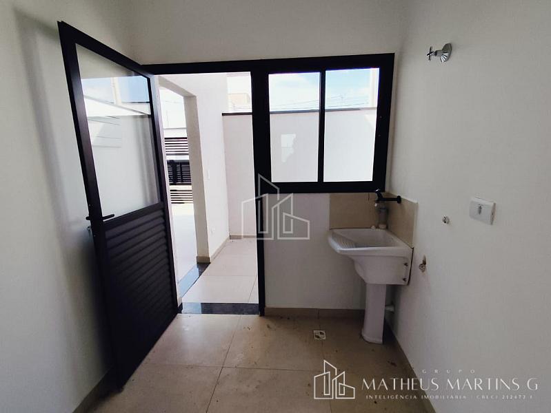 Casa à venda no bairro Vila Martins — foto 13