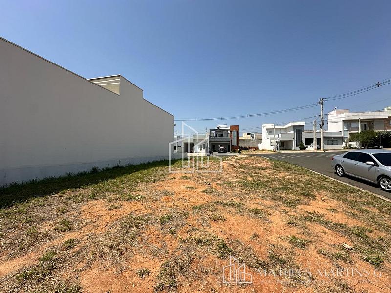 TERRENO A VENDA NO CONDOMÍNIO GUARUJÁ — foto 3