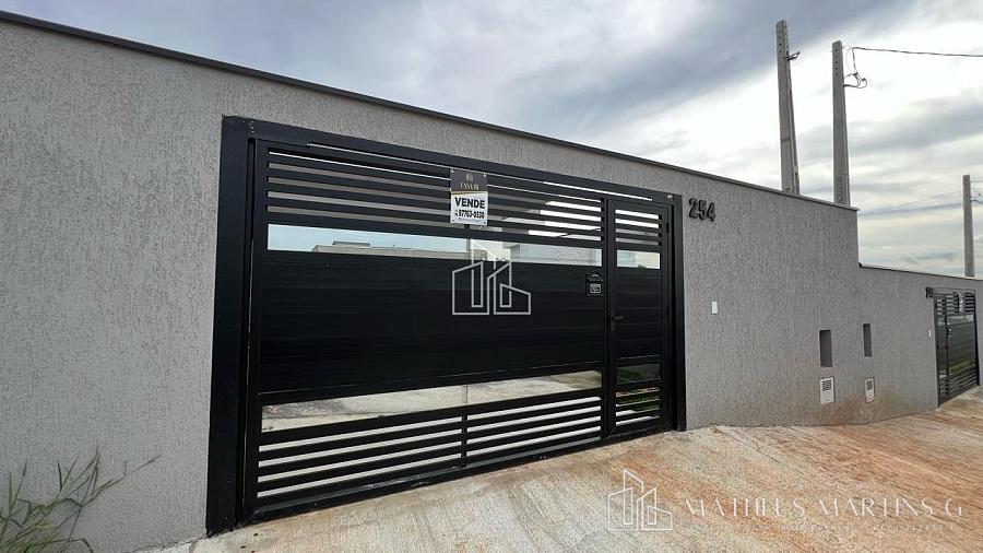 Encante-se: Linda Casa 2 Quartos com Quintal Amplo em Vila Martins II! — foto 3