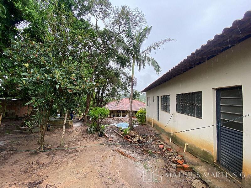 EXCELENTE CHÁCARA COM AMPLO ESPAÇO! — foto 7