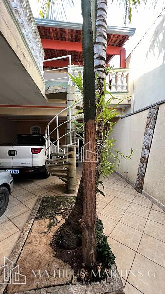 Excelente sobrado com 3 dormitórios sendo uma suíte — foto 10