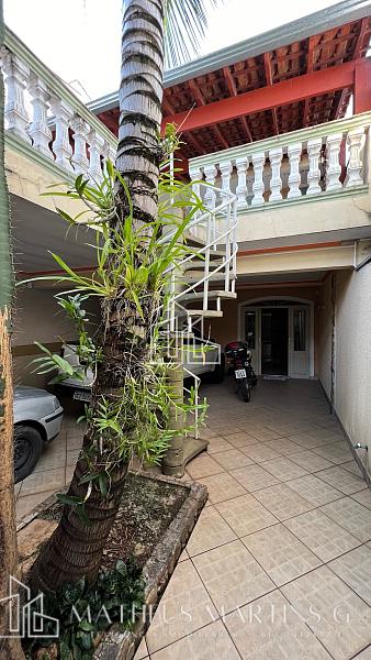 Excelente sobrado com 3 dormitórios sendo uma suíte — foto 8