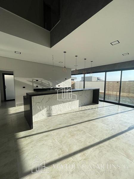 Casa impecável, com fachada moderna e imponente, e um lindo acabamento de luxo! — foto 7