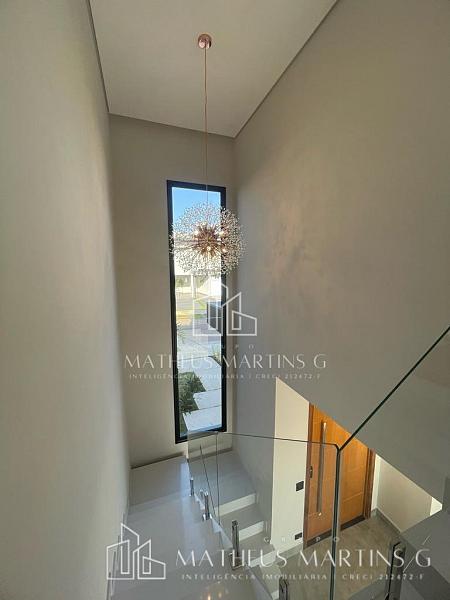 Casa impecável, com fachada moderna e imponente, e um lindo acabamento de luxo! — foto 16