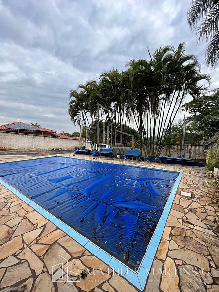 Chácara de 1.050m2° com excelente piscina e quintal amplo — foto 2