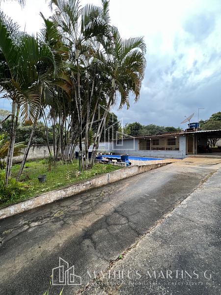 Chácara de 1.050m2° com excelente piscina e quintal amplo — foto 6