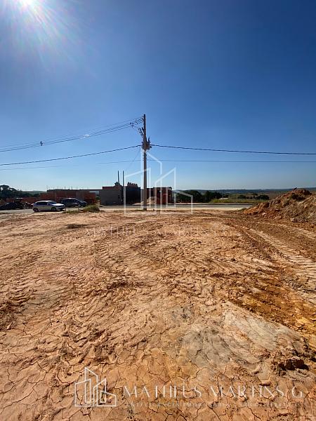 Terreno de 200 m² com excelente topografia e pronto para construir — foto 3